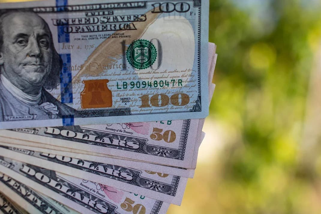 Cash payment for a junk car
